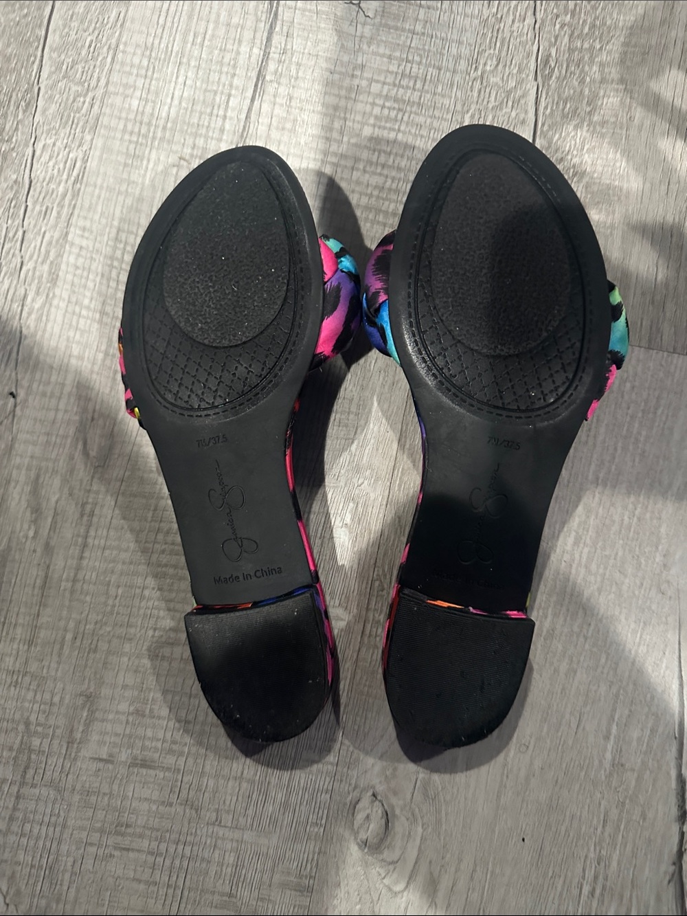 Jessica Simpson Multicolor Rainbow Leopard Knot Slide Sandals - Picture 3 of 4